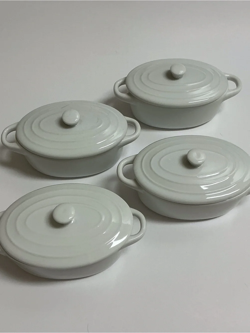 Pier 1 White Baking Dish SET OF 4 Lids 7.5 oz Minicocotte Souffle Ramekin Bakers
